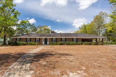 Main picture of 3572 Leroy Stevens Rd