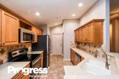 Main picture of 4655 Brandy Oak Ct
