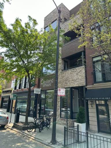 Main picture of 1649 W Cortland St