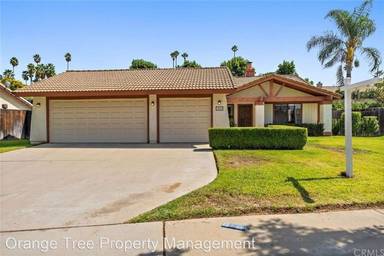 Main picture of 1005 Hamlin Pl