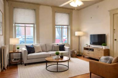 Main picture of 144 E Lemon St