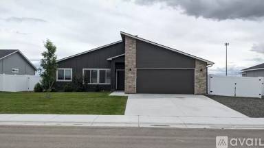 Main picture of 426 Stagecoach Ave