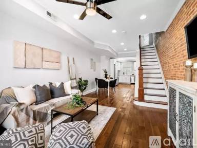 Main picture of 27 N Streeper St