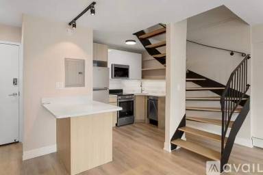 Main picture of Duplex Tower