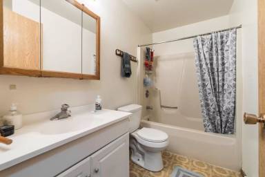 Main picture of 820 Edgebrook Dr