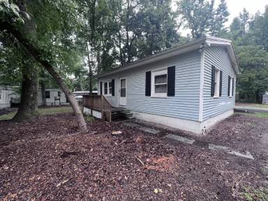 Main picture of 3429 E Martin Luther King Jr Dr