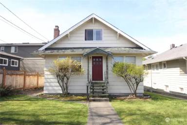 Main picture of 5309 7th Ave NE