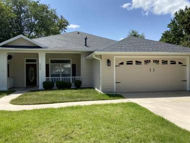 Main picture of 6908 SW 84th Dr