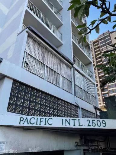 Main picture of 2509 Ala Wai Blvd