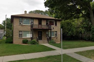 Main picture of 2768 N 76th St