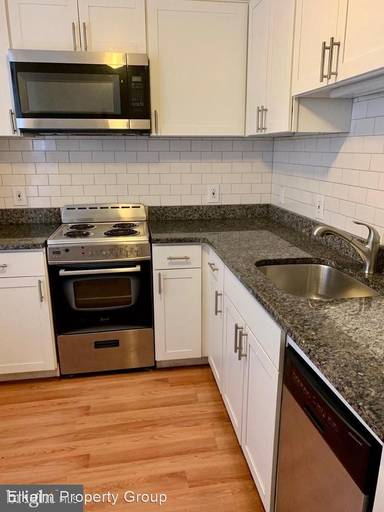 Main picture of 1810 W Thompson St