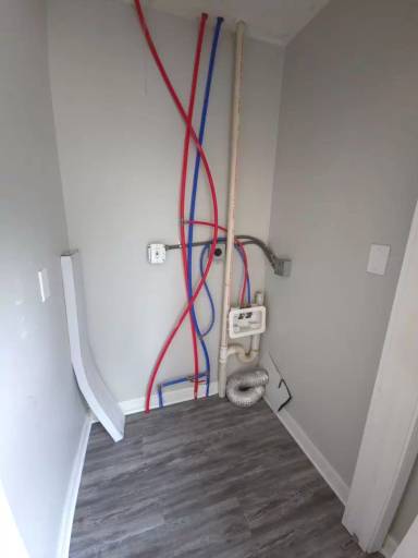 Main picture of 1360 Lillian Ave