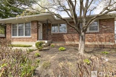 Main picture of 2807 Thistlewood Dr