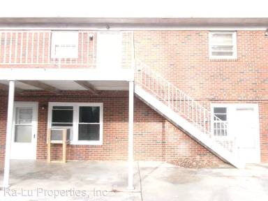 Main picture of 834 Graves St