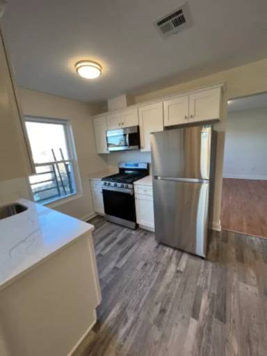 Main picture of 78 Florence Ave