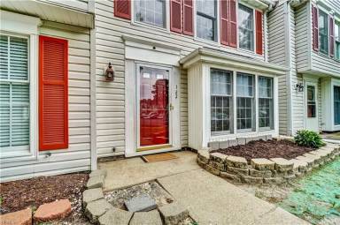 Main picture of 122 Sterling Ct