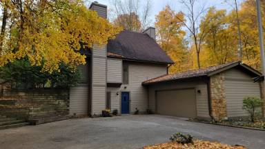 Main picture of 10801 Cyntheanne Rd