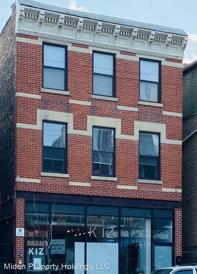 Main picture of 1851 W Chicago Ave