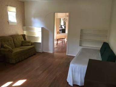 Main picture of 3030 Pinewood Ave