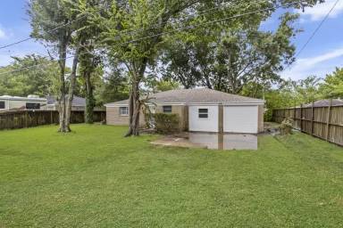 Main picture of 3114 Carolyn St