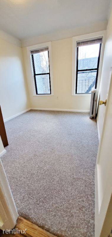 Main picture of 3110 35th St