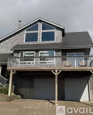 Main picture of 6238 NE Mast Ave