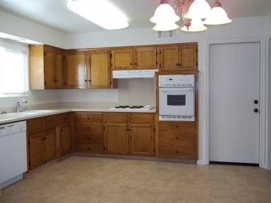 Main picture of 2222 N Laureen Ave