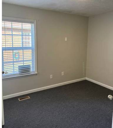Main picture of 6428-52 Paddington Way