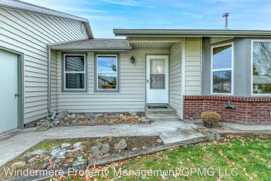 Main picture of 9303 W Preece St