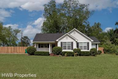 Main picture of 4710 Warren Rd