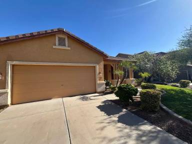 Main picture of 3147 E Vallejo Dr