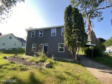 Main picture of 729 Andrew Ave