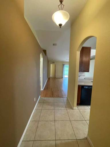 Main picture of 232 Fountain Lake Blvd