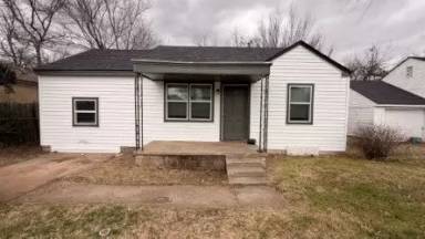 Main picture of 3214 S Saint Clair Ave