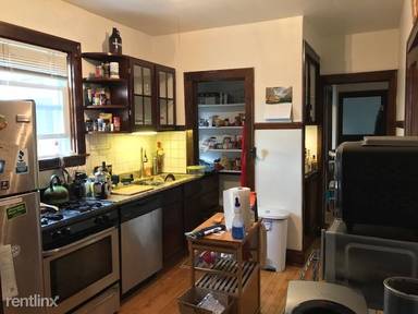 Main picture of 2138 W Cornelia Ave