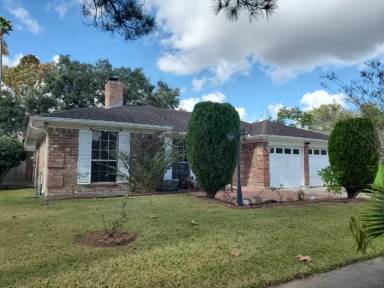 Main picture of 15410 Linkshire Dr