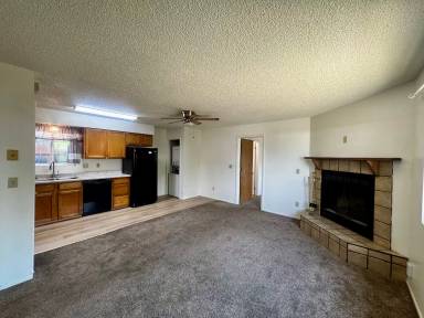 Main picture of 702 Bonfoy Ave