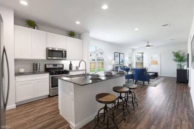Main picture of 604 House Wren Loop