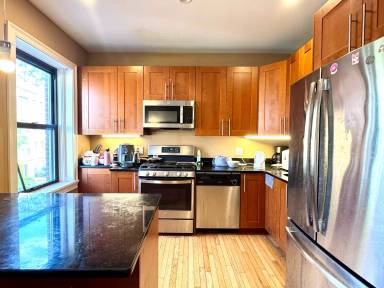 Main picture of 6 Lothian Rd