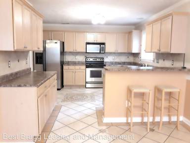 Main picture of 116 Haywood Dr