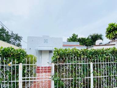 Main picture of 819 NW 51st St
