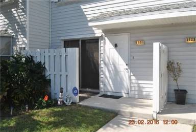 Main picture of 2521 NE 15th St