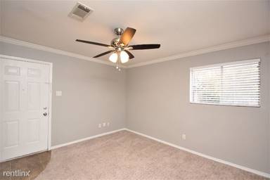 Main picture of 300 Lightsey Rd