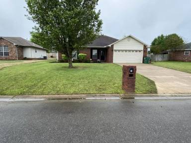 Main picture of 21 Applewood Cir