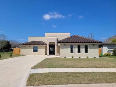 Main picture of 6802 Bonham Rd