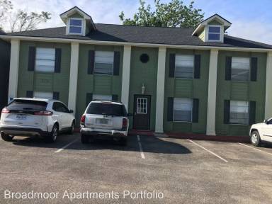 Main picture of 1504 Broadmoor Dr