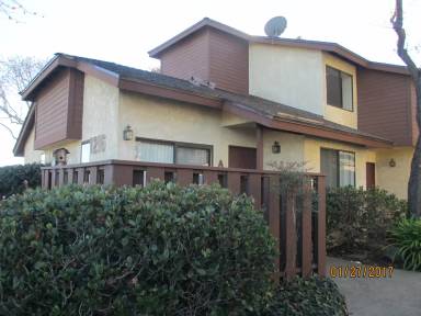 Main picture of 1216 E Walnut Ave