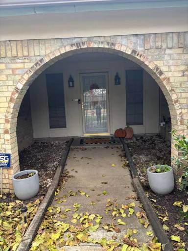 Main picture of 7536 Circle Dr