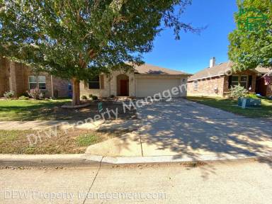 Main picture of 7425 Candler Dr