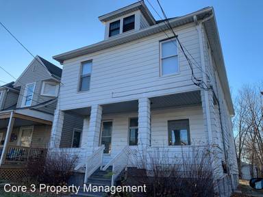 Main picture of 914 1/2 N Lee St